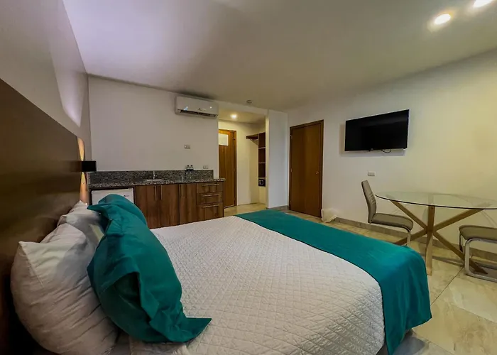 Aquamarina Hotel